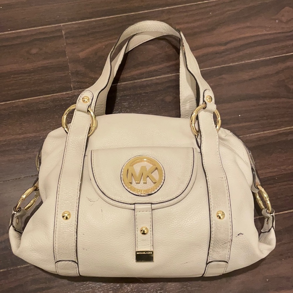 Michael Kors cream leather purse
